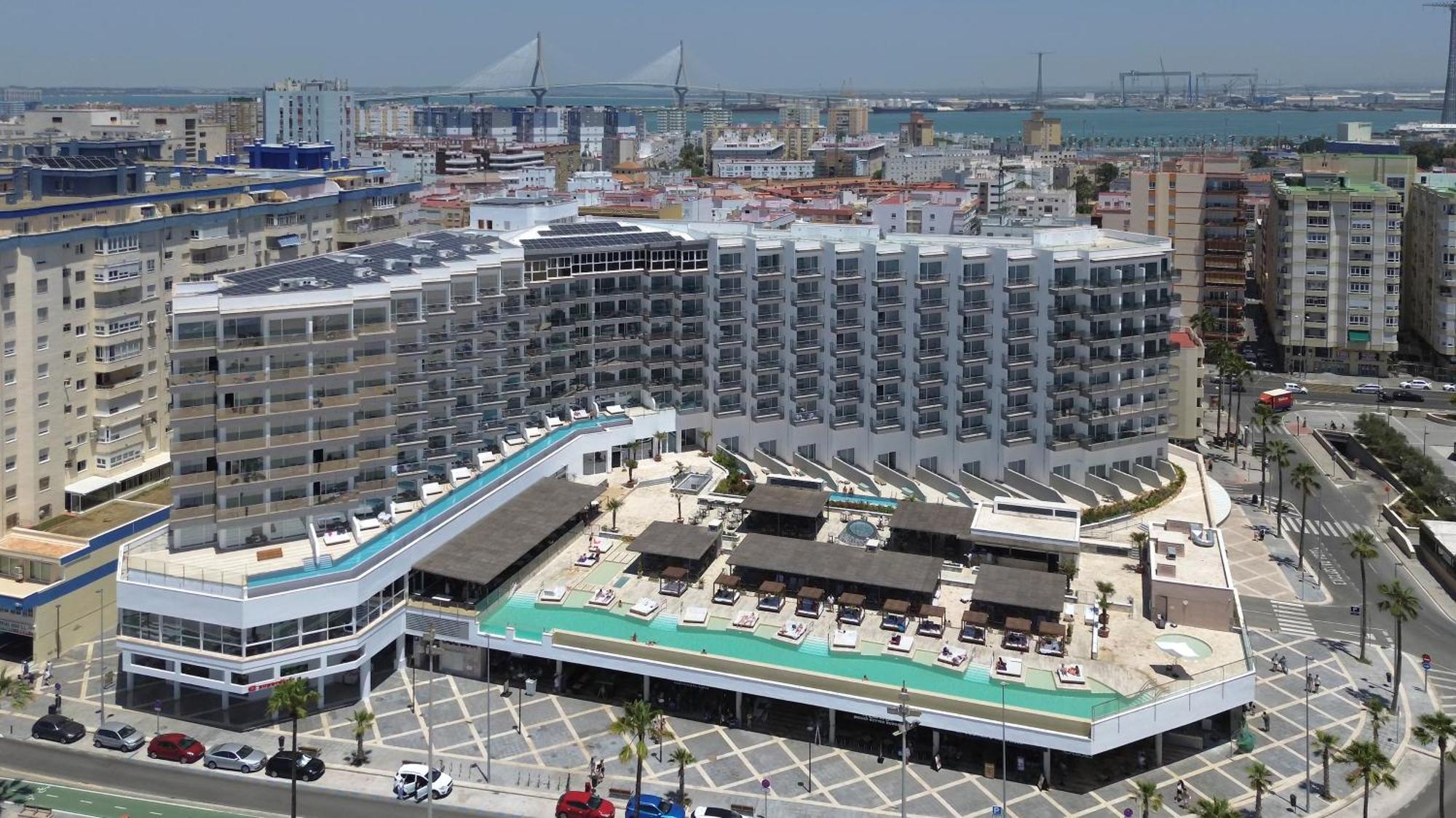Cadiz Bahia By Qhotels Экстерьер фото