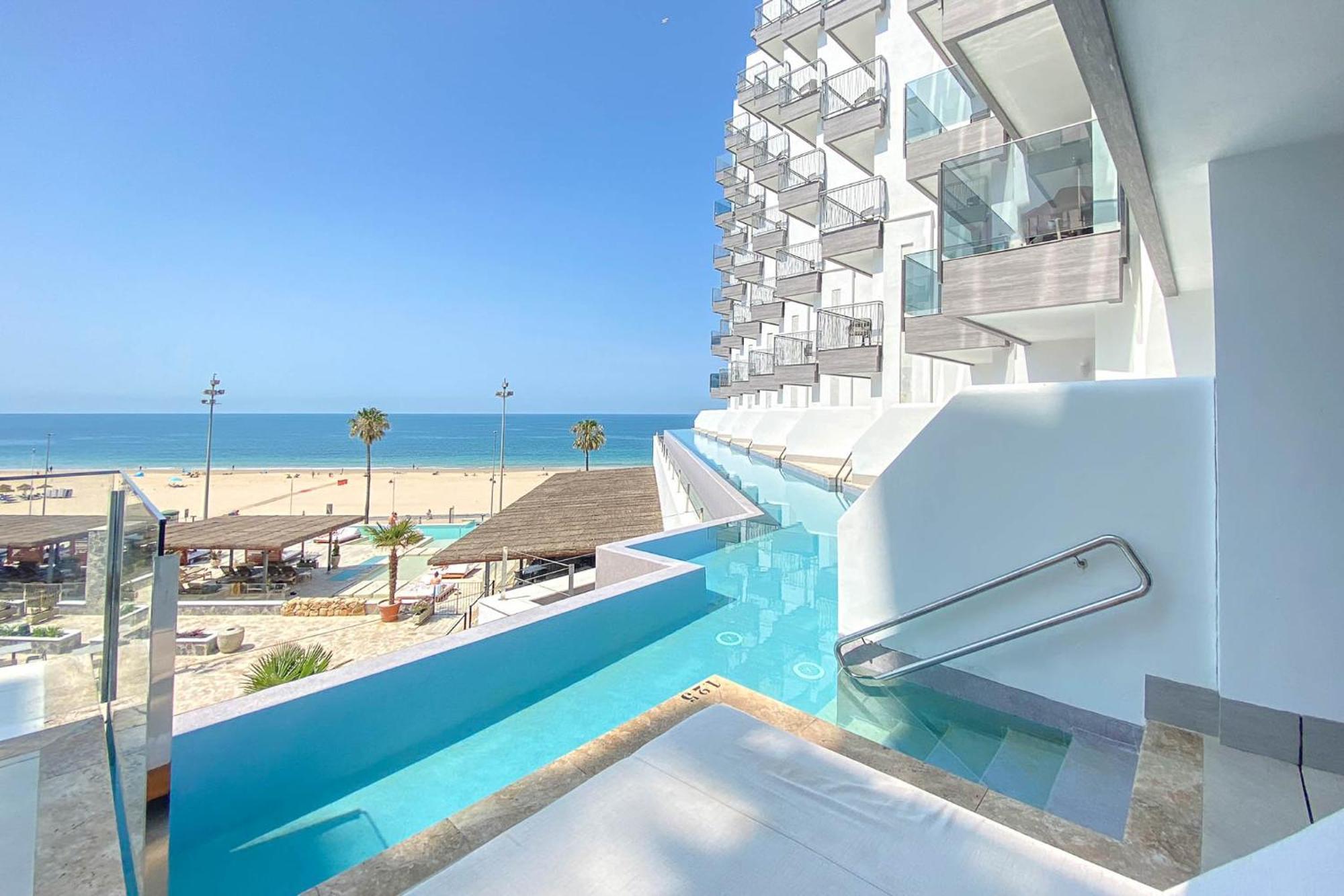Cadiz Bahia By Qhotels Экстерьер фото